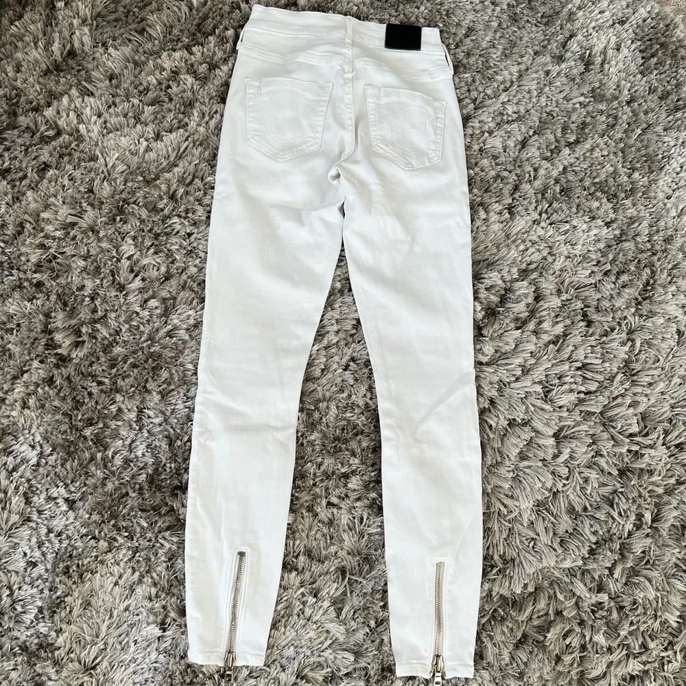 True Religion Mid-Rise White Skinny Jeans - Picture 5 of 16